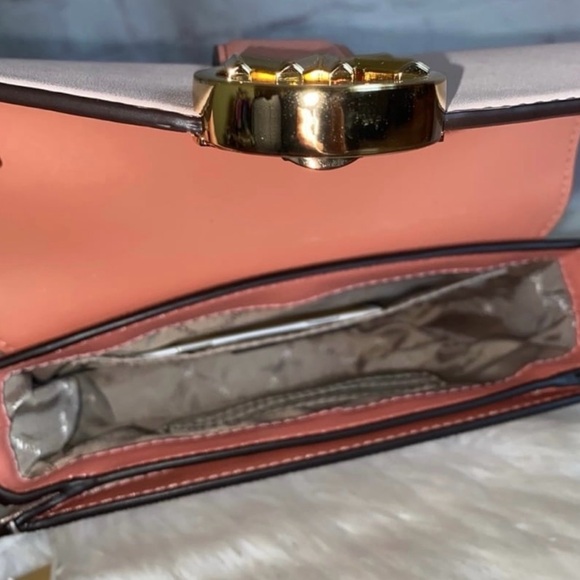 Michael Kors CARMEN 2pc Set - Picture 3 of 8